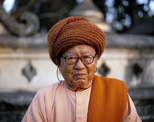 Swami Prapannacharya